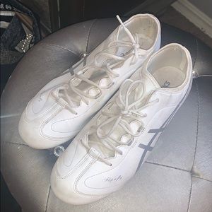 ASIC cheer shoes